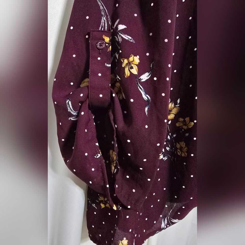 Pink Republic Womens Plum  Floral Blouse w Roll Tab Sleeves w/Tie Front Size XL - Picture 7 of 9
